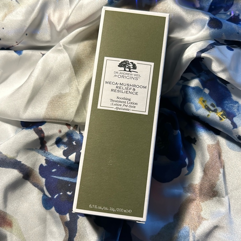 Origins Mega-Mushroom relief & resilience soothing treatment